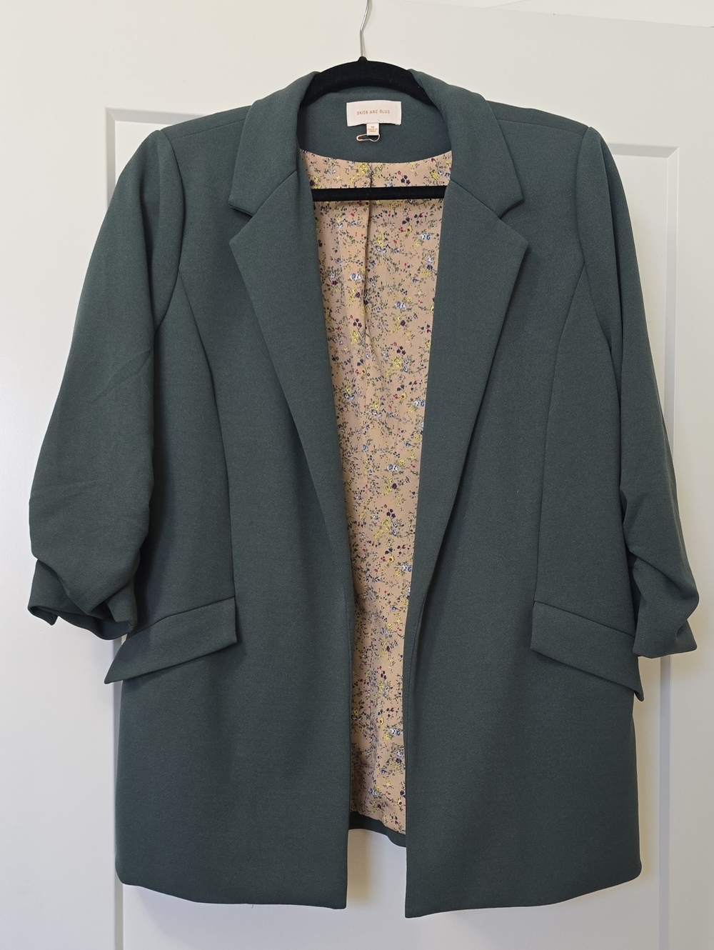 Skies Are Blue Deep Green Open Front Ruched 3/4 Sleeve Floral Lined Blazer – M